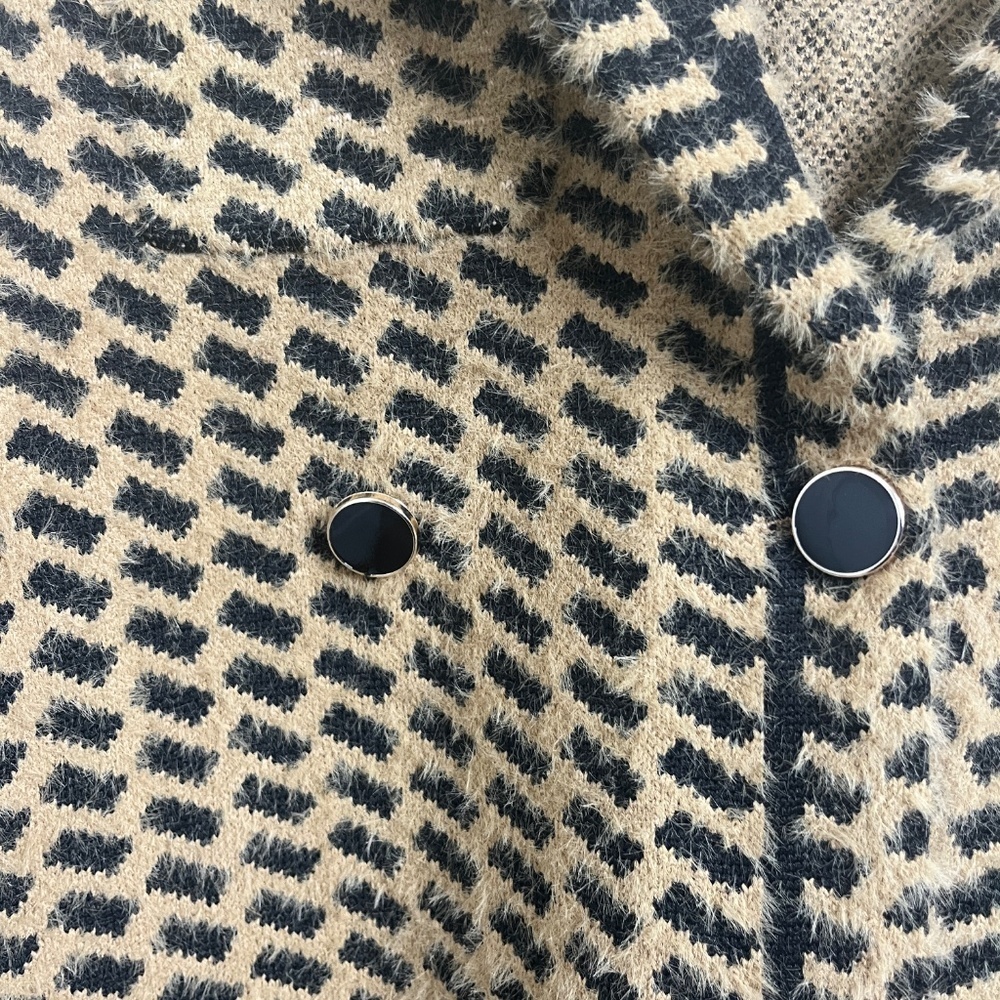 Fuzzy Knit Jacket Cardigan Tan Black Pattern Cropped Button Up Cozy Sweater - Picture 4 of 5
